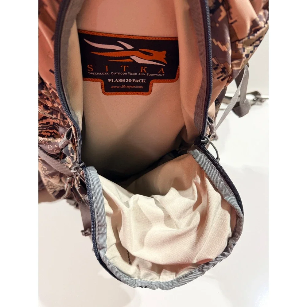 SITKA Gear Flash 20 Pack Hunting Backpack Optifade Open Country Day Pack Camo